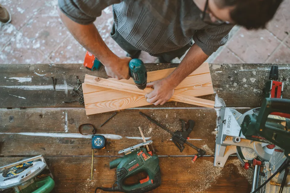 Handyman work in Ireland
